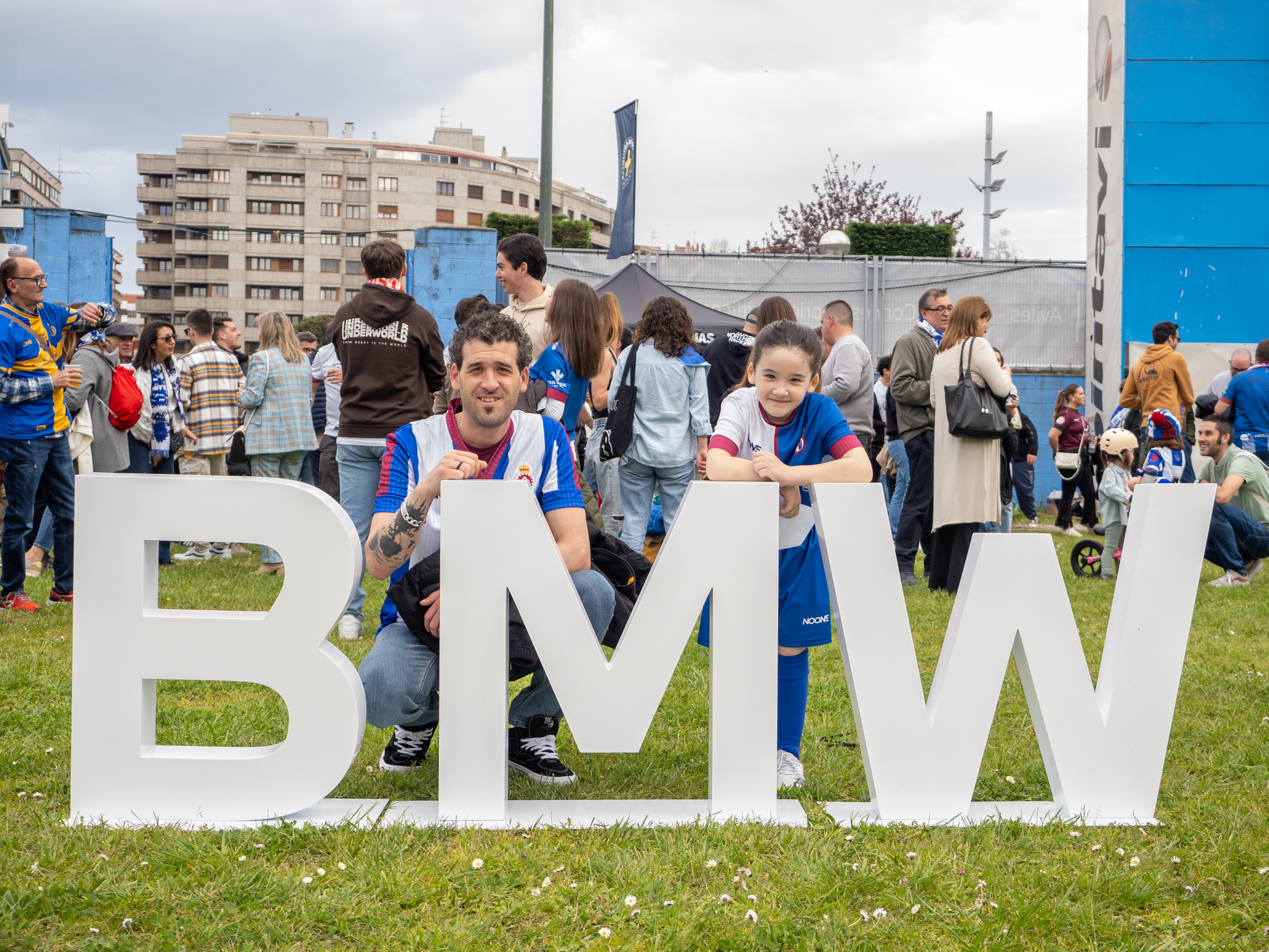 real_aviles_bmw_triocar