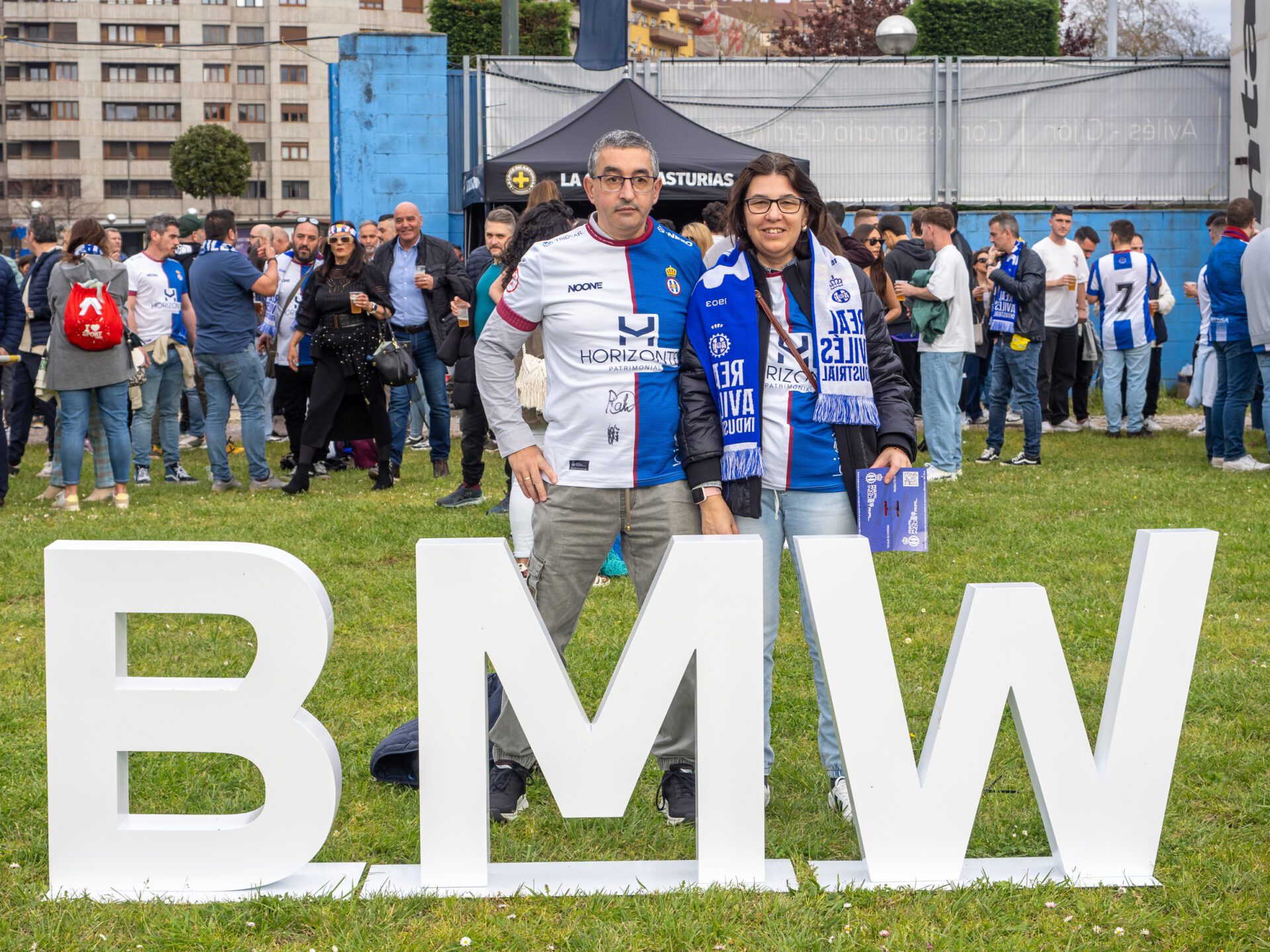 real_aviles_bmw_triocar